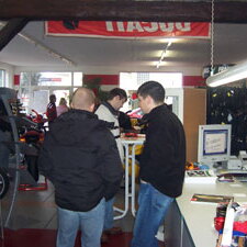 2004 MotoMittrach Christmas Party